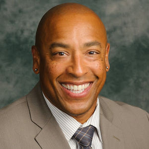 Meet your Posher, Donis